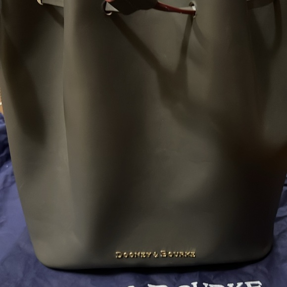 Dooney and Bourke Large “Serena” Bucket Bag - Picture 2 of 12